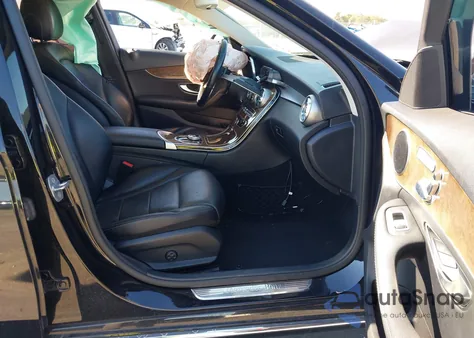 2017 Mercedes-Benz C 300 4Matic from USA, damaged, VIN 55SWF4KB5HU181882